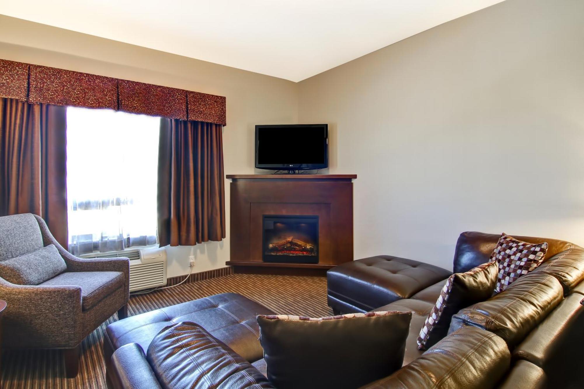 Canalta Hotel Melfort Exterior photo