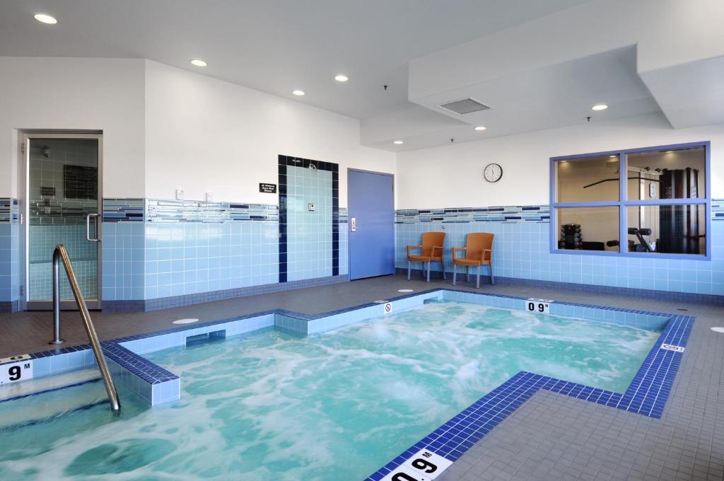 Canalta Hotel Melfort Facilities photo