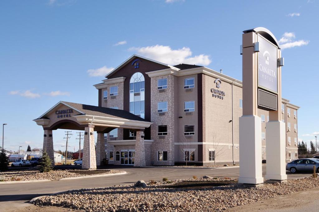 Canalta Hotel Melfort Exterior photo